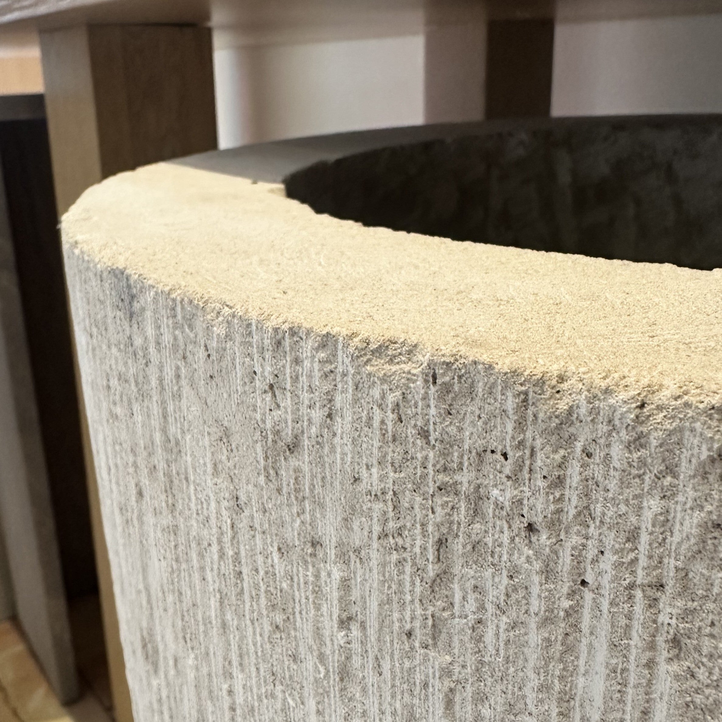 Maceta Decorativa de Cantera 45cm de Diametro