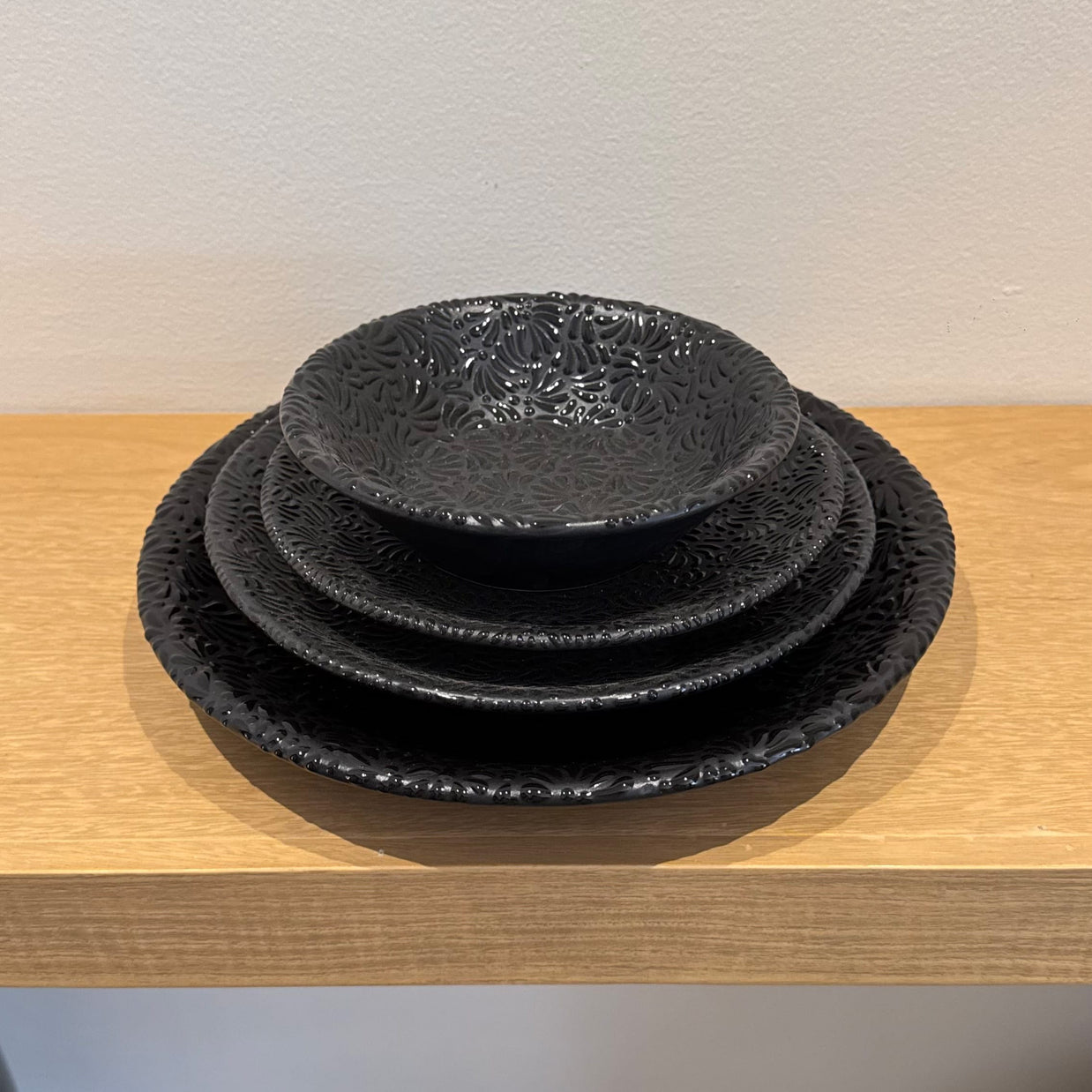 Colección Alba - Plato Base, Plato Trinche, Plato Ensalada y Plato Sopa