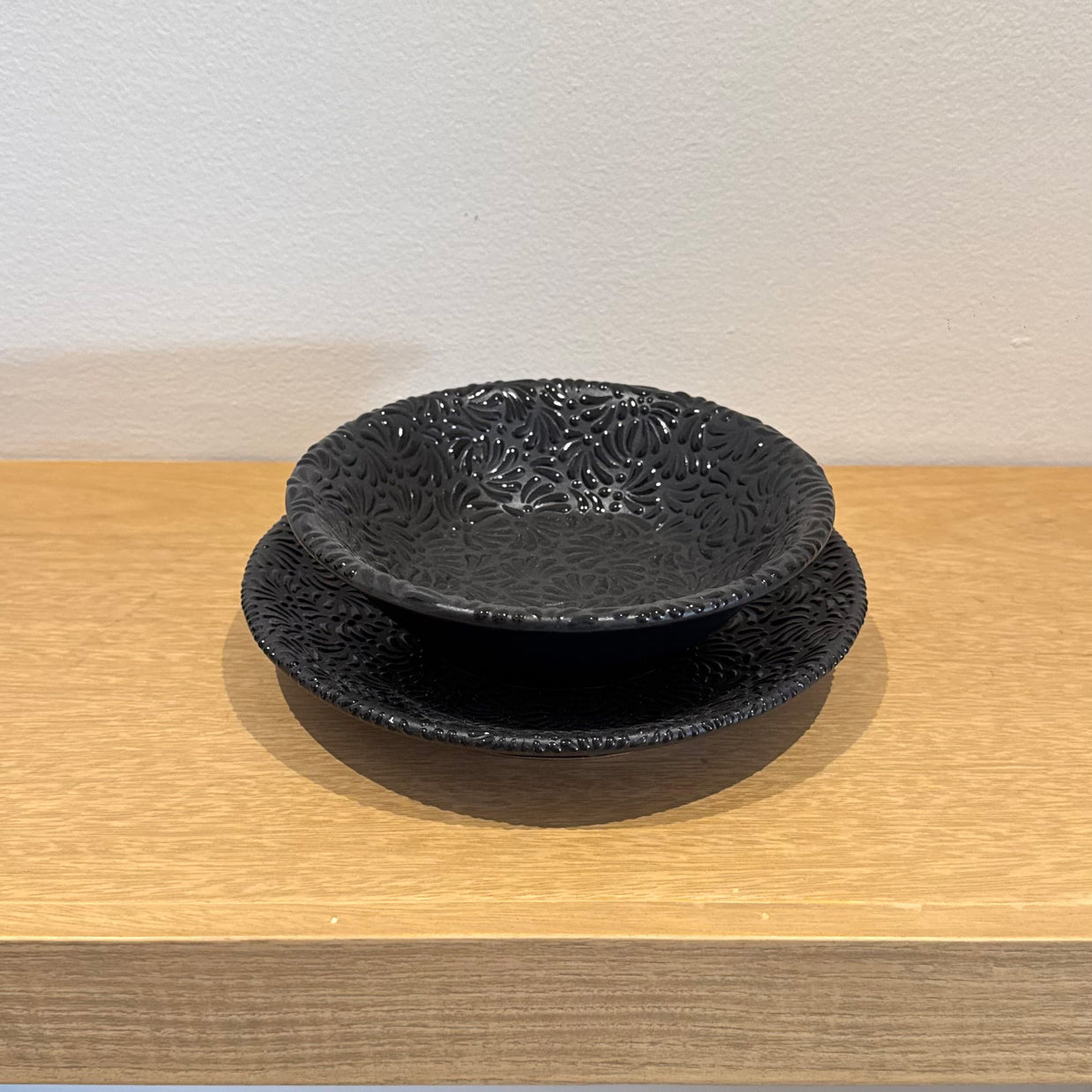 Colección Alba - Plato Base, Plato Trinche, Plato Ensalada y Plato Sopa