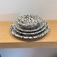 Colección Alheli Black - Plato Base, Plato Trinche, Plato Ensaalada y Plato Sopa